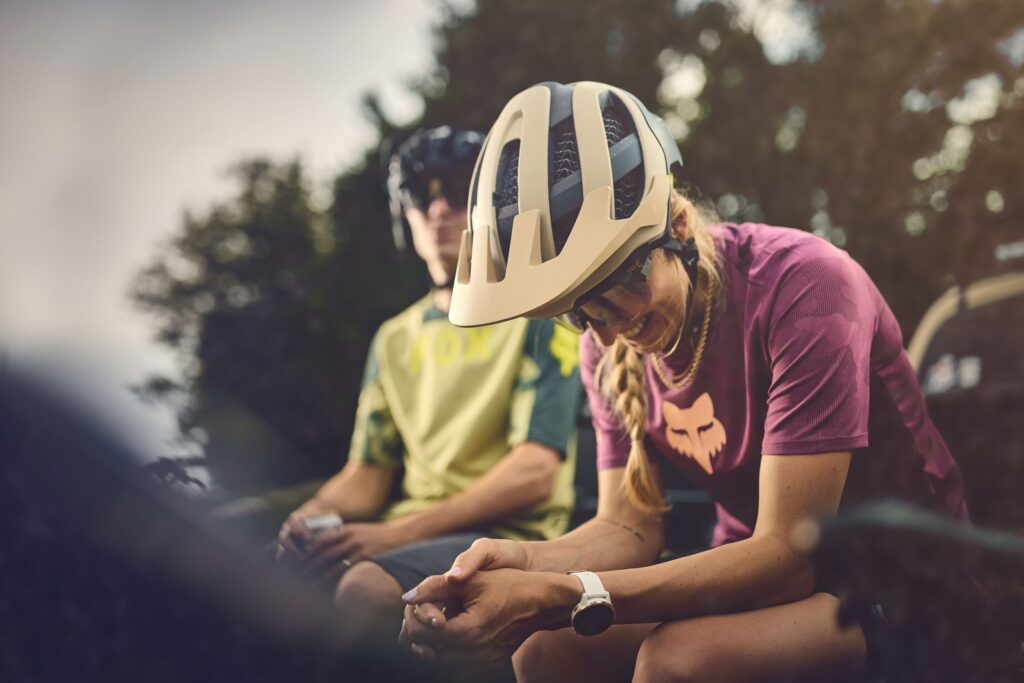 MY25 WaveCel MTB Helmet Lifestyle 28 1024x683